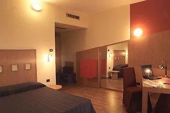 Отель Eco Lodi 3*
