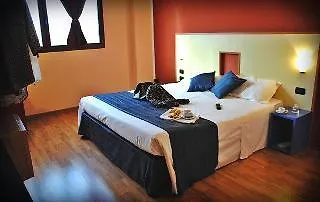 Отель Eco Lodi 3*